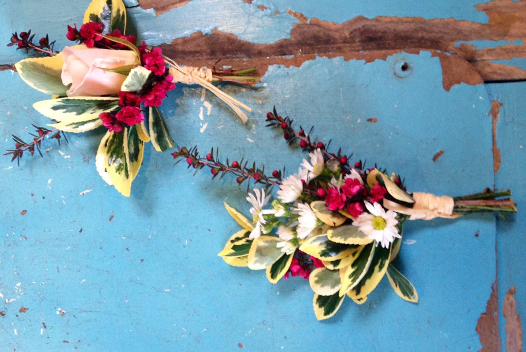 Simple boutonnieres with a french garden feel by Gorgeous and Green